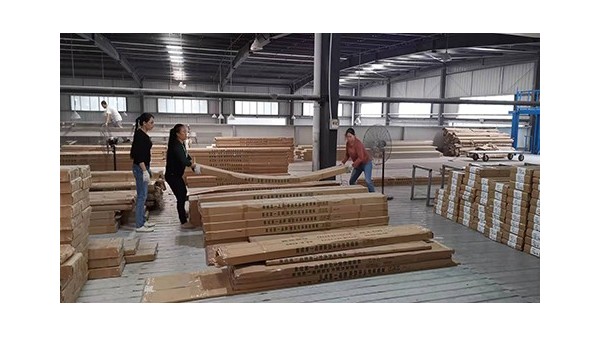 太萌公司覆膜車間將7s管理落實到實處